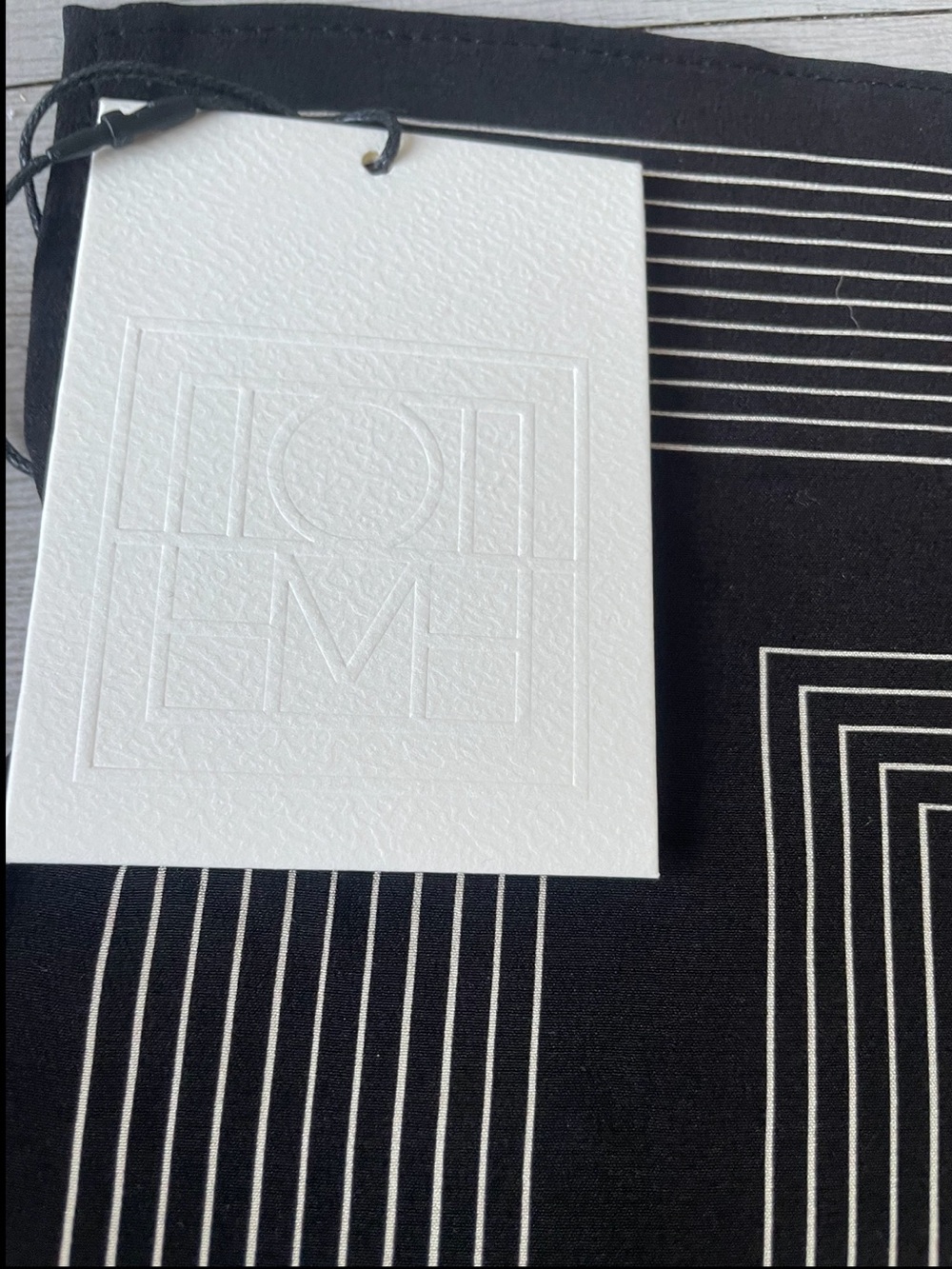 Black & White Geometric Silk Square Scarf Toteme - Picture 4 of 9
